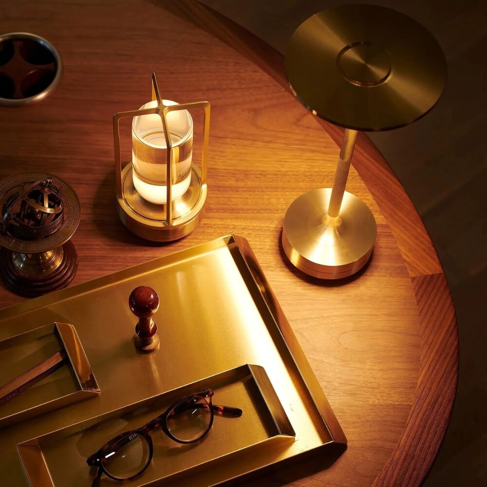 Atlas™ - Oppladbar Bordlampe