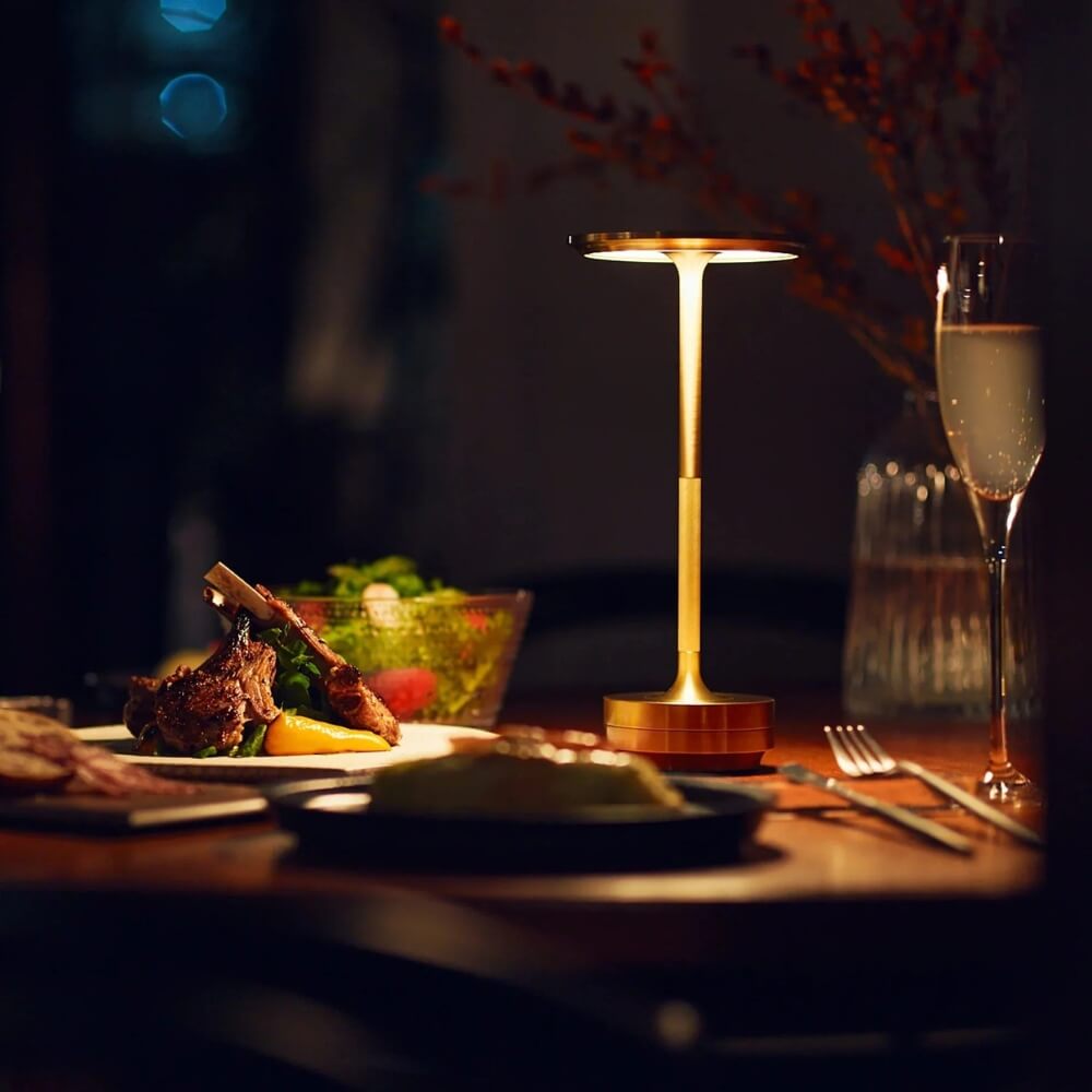 Atlas™ - Oppladbar Bordlampe