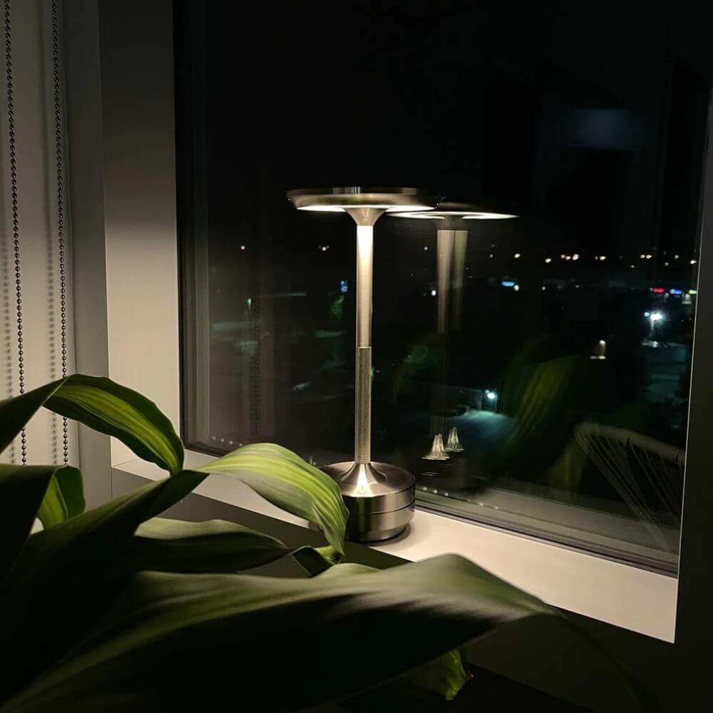 Atlas™ - Oppladbar Bordlampe